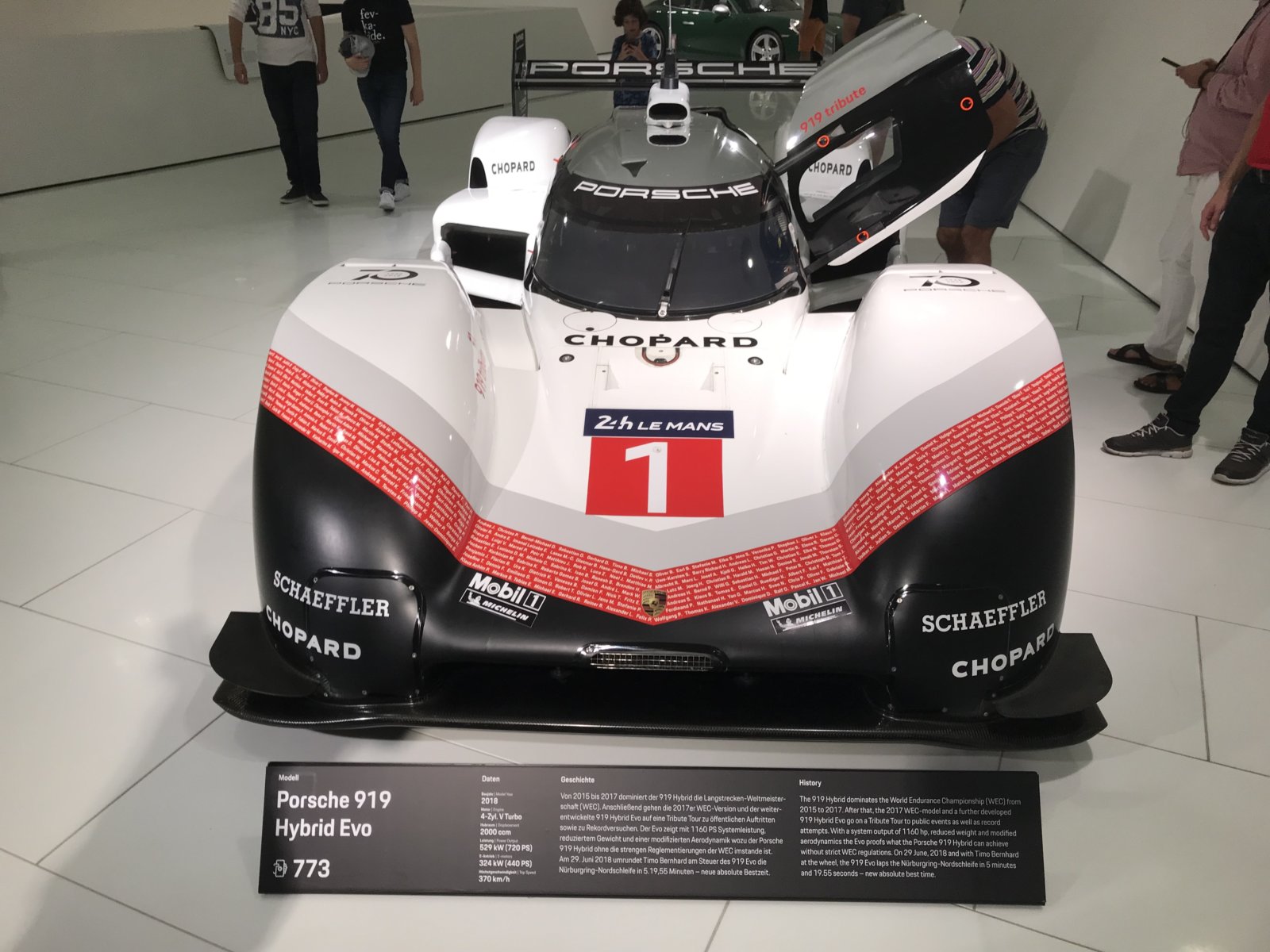 07-28 Porsche Race Car 01