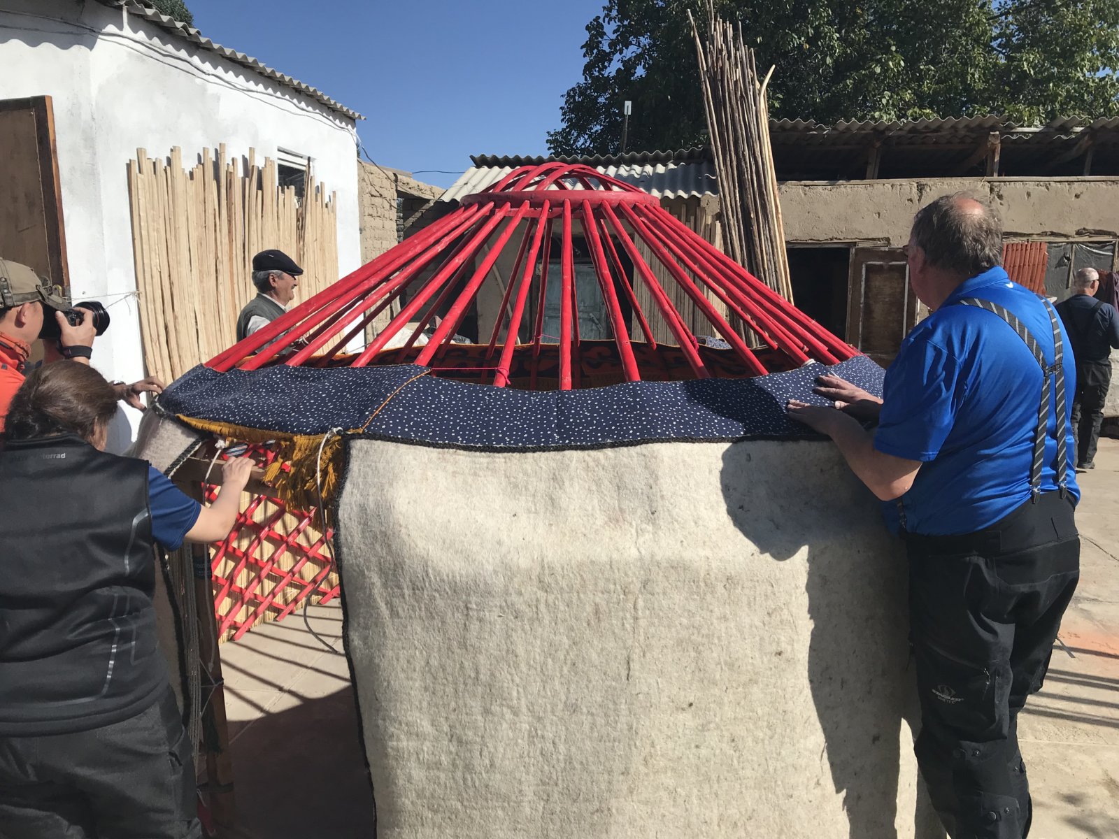 09-14 Yurt Takedown 01
