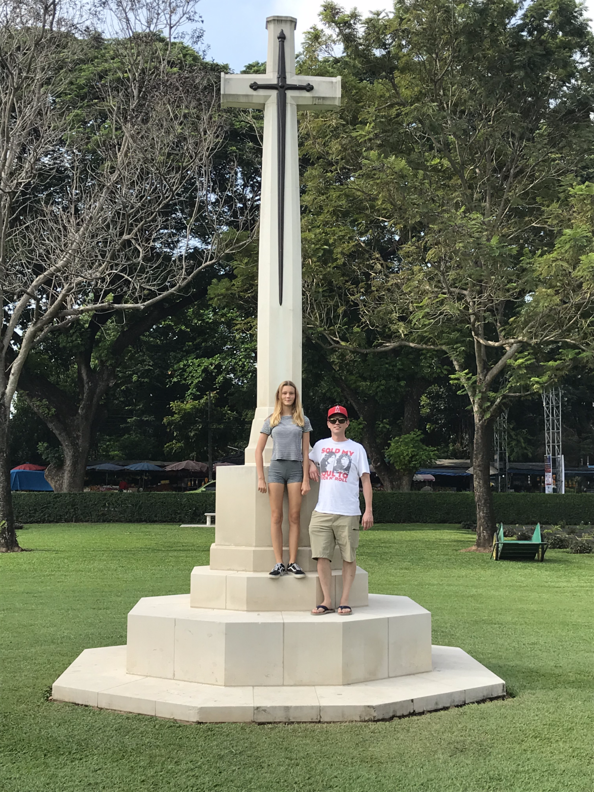 10-26 War Cemetary Monument 1