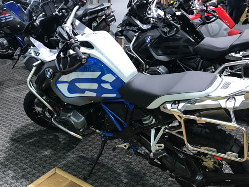 2018-BMWCharlotte-Bikes05Med