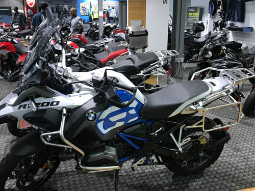 2018-BMWCharlotte-Bikes06Med