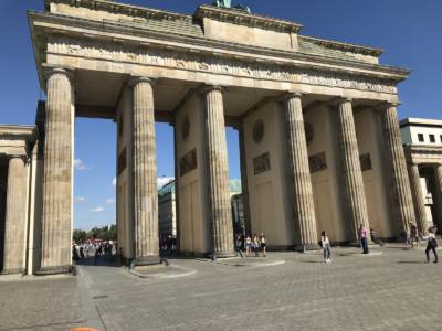 07-23 Brandenburg Gate 1