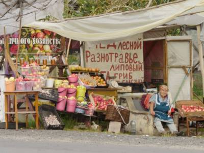 08-27 Fruit Stand 3