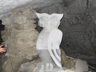 08-30 Cave Figure 01