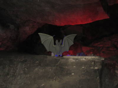 08-30 Cave Figure 03